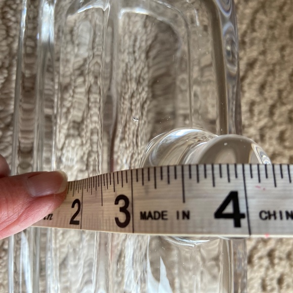 LN Heavy Clear Glass Butter Dish with Lid Like New - Picture 6 of 7